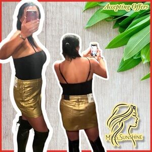 BCBGeneration NEW - Sz 29 - Gold shimmer jean Skirt - best girls night outfit